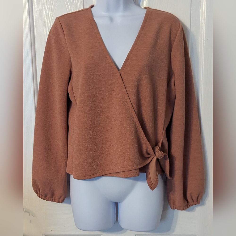 Texture & Thread Madewell mauve side tie blouse Sz: S